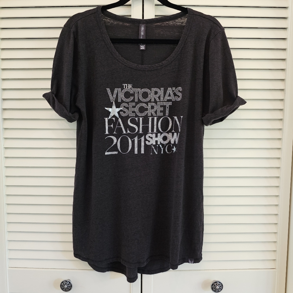 Victoria's Secret Supermodel Essentials Shirt Fashion Show 2011